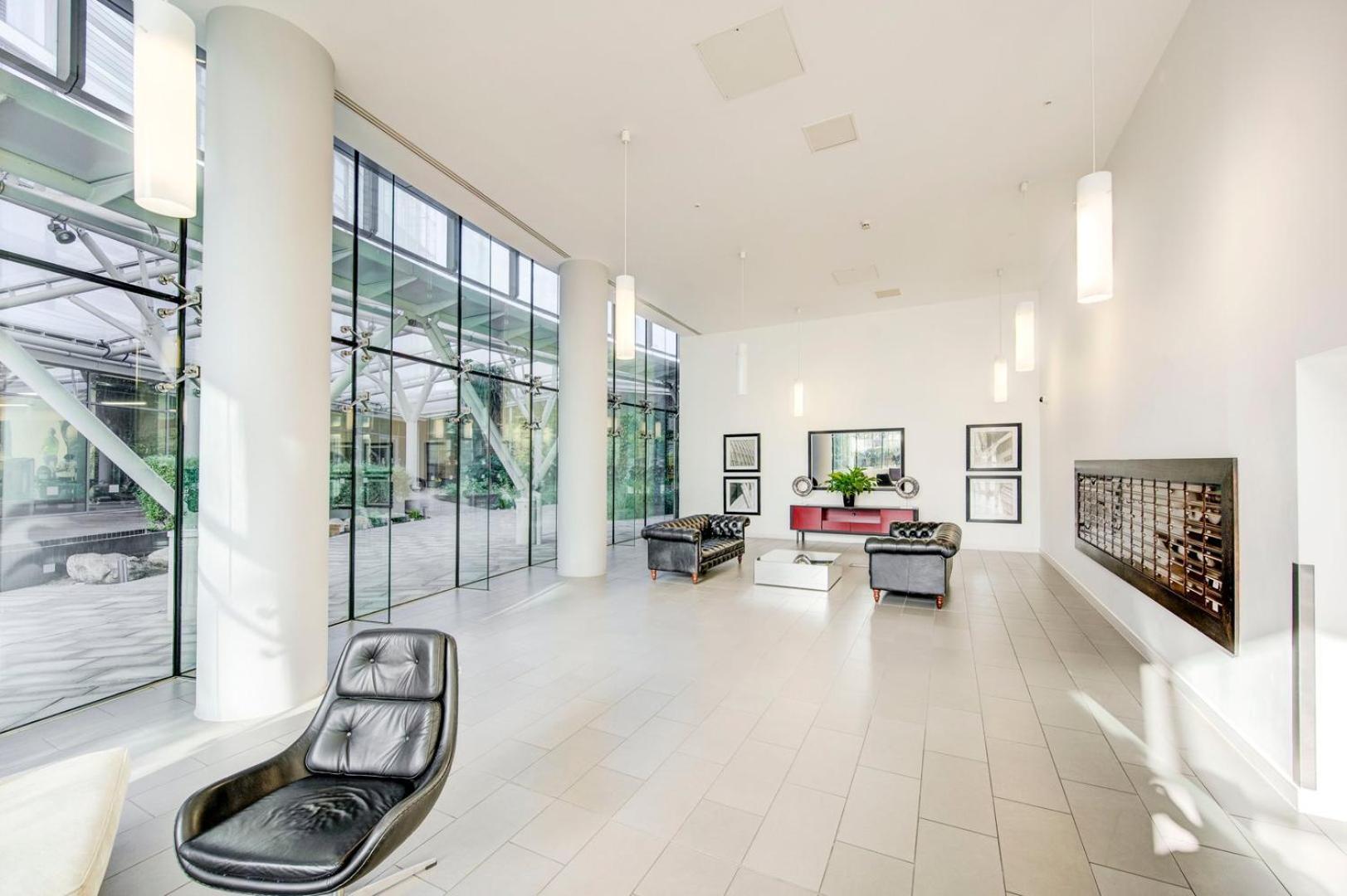 Guestready - Modern Charm Near Centre Апартаменты