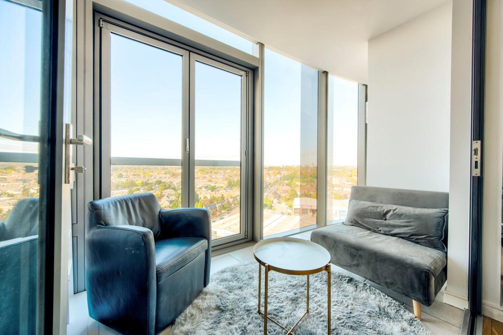 Апартаменты Guestready - Modern Charm Near Centre Лондон