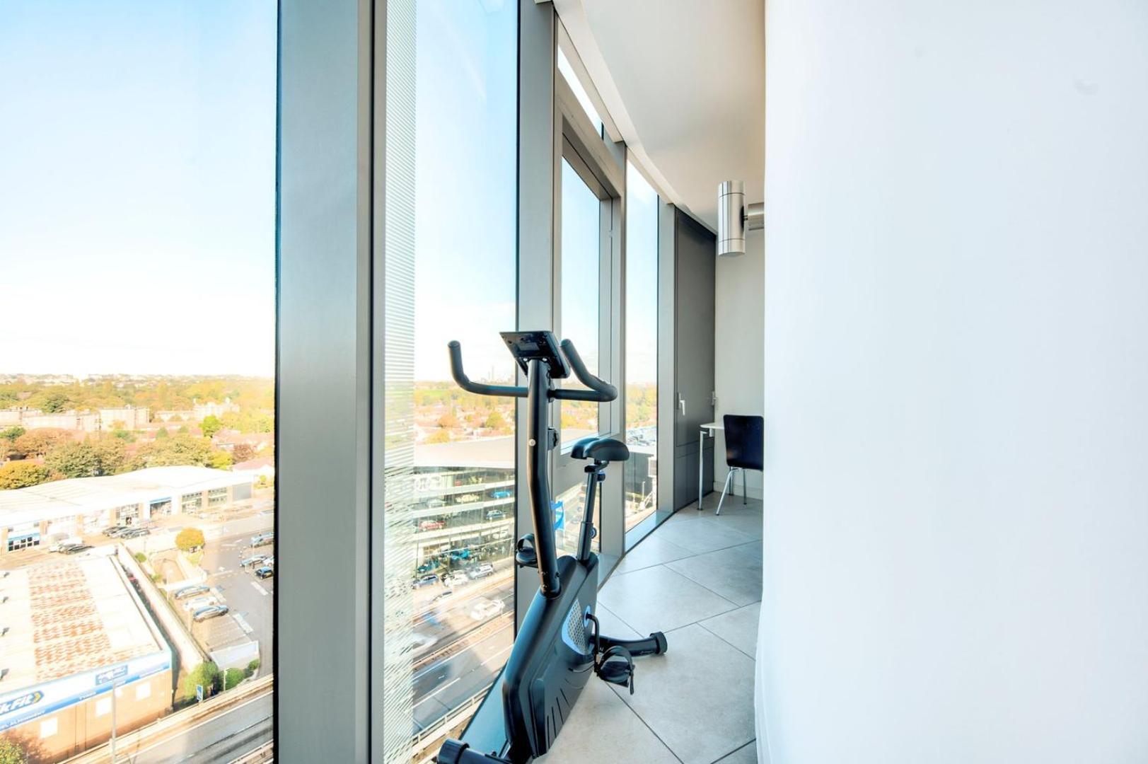 Апартаменты Guestready - Modern Charm Near Centre Лондон